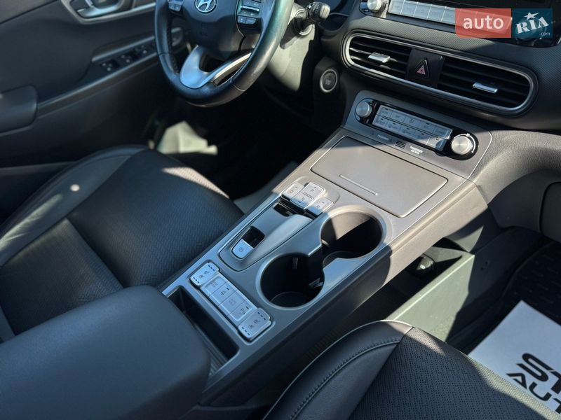 Внедорожник / Кроссовер Hyundai Kona 2019 в Львове