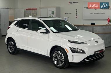Внедорожник / Кроссовер Hyundai Kona 2023 в Киеве