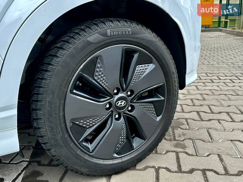 Внедорожник / Кроссовер Hyundai Kona 2018 в Виннице