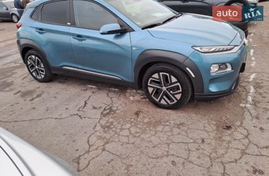 Внедорожник / Кроссовер Hyundai Kona 2020 в Ровно