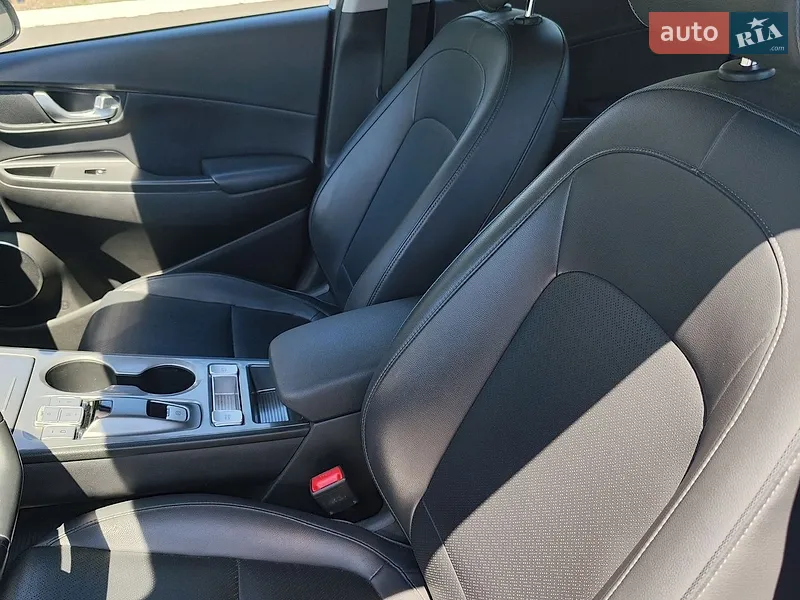 Hyundai Kona 2019 VIN LBE3SBXCXKW000345 фото оголошення 21 з 49