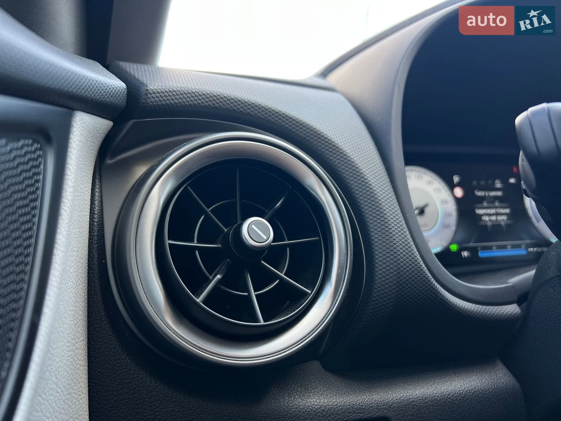 2022 Hyundai Kona - мініатюра 12