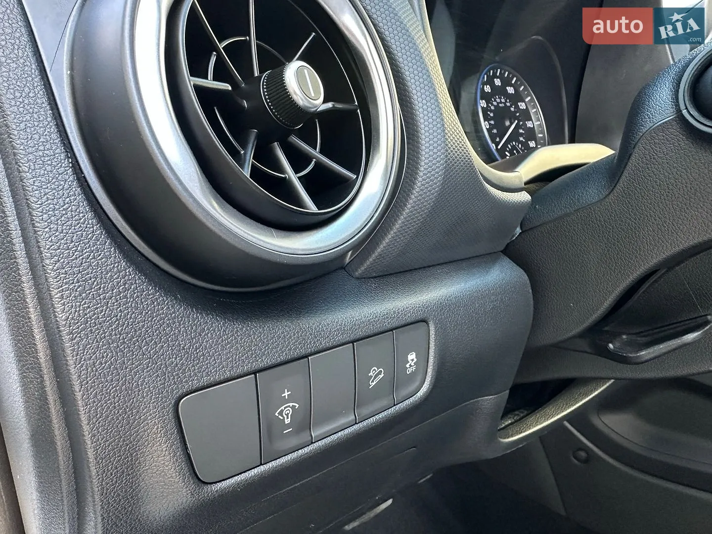 2023 Hyundai Kona - мініатюра 17