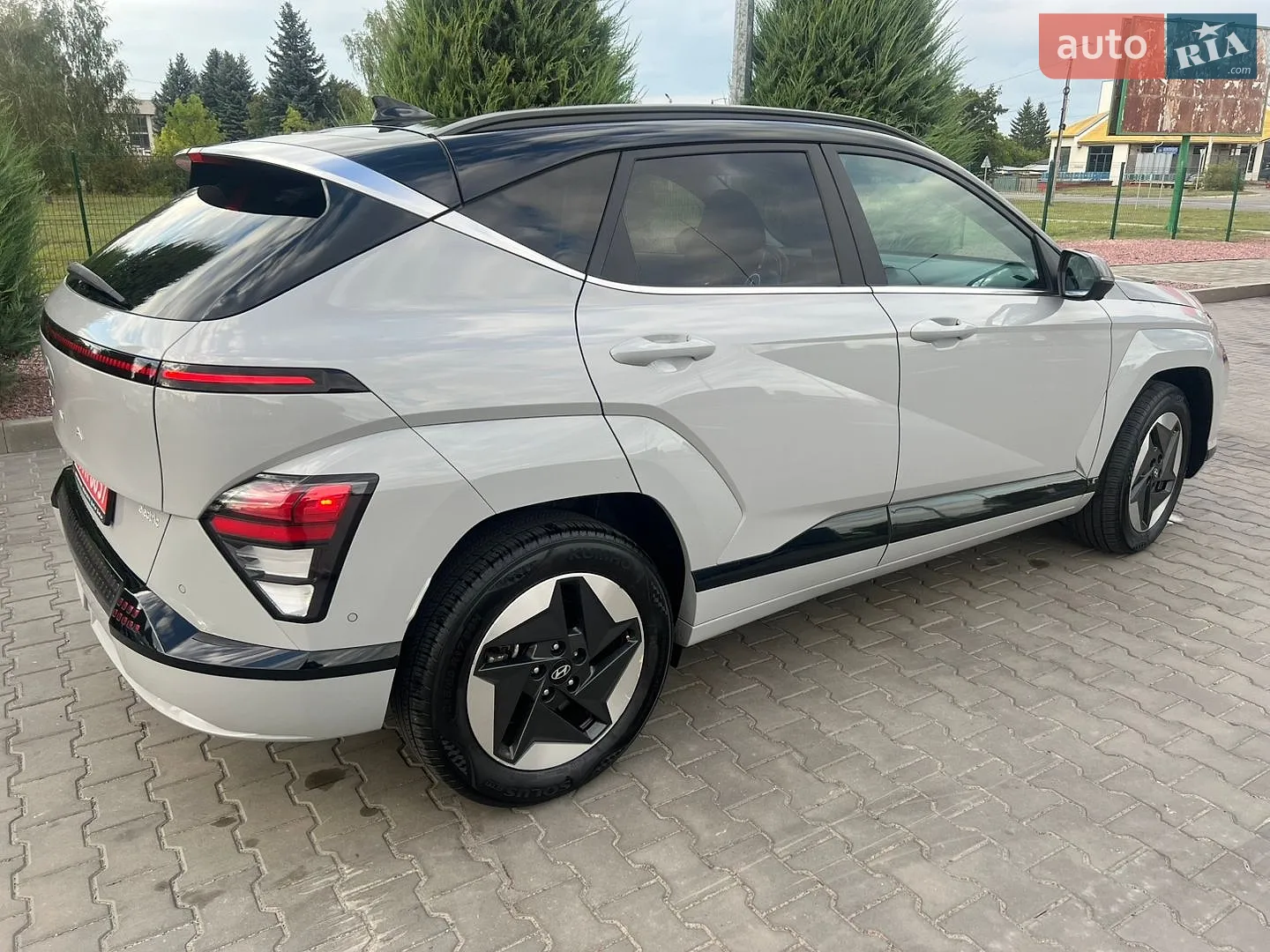 2023 Hyundai Kona - мініатюра 3