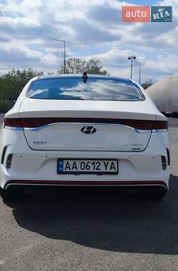 Седан Hyundai Lafesta EV 2020 в Киеве