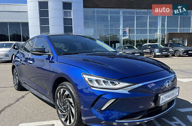 Седан Hyundai Lafesta EV 2020 в 