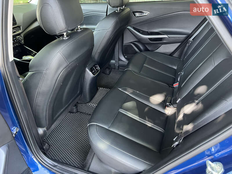 Седан Hyundai Lafesta EV 2020 в Киеве