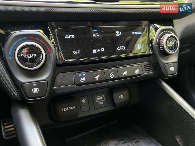 Седан Hyundai Lafesta EV 2020 в Киеве