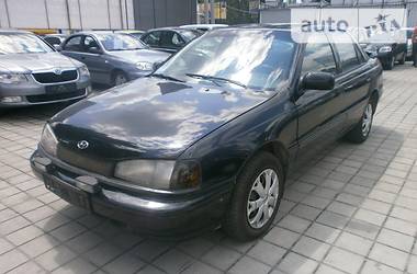 Седан Hyundai Lantra 1993 в Днепре