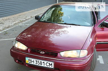 Седан Hyundai Lantra 1994 в Одессе