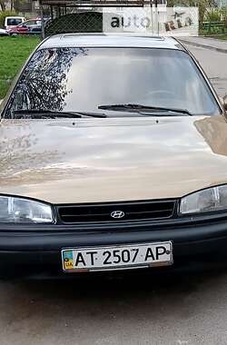 Седан Hyundai Lantra 1992 в Тернополе