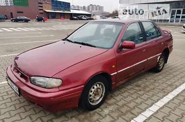Седан Hyundai Lantra 1994 в Вишневом