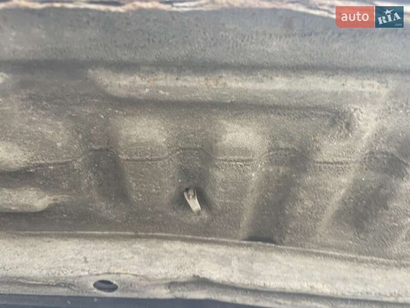 Седан Hyundai Lantra 1994 в Кременчуге