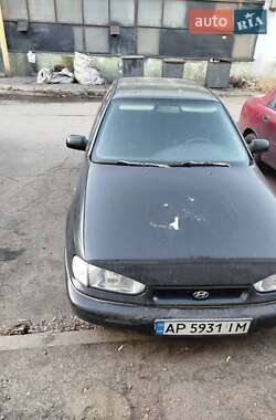 Седан Hyundai Lantra 1993 в Запоріжжі