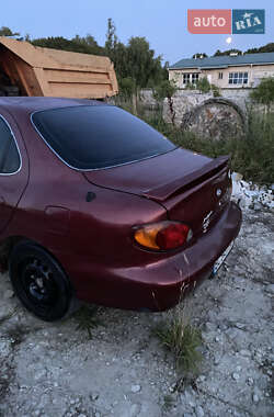 Седан Hyundai Lantra 1999 в 