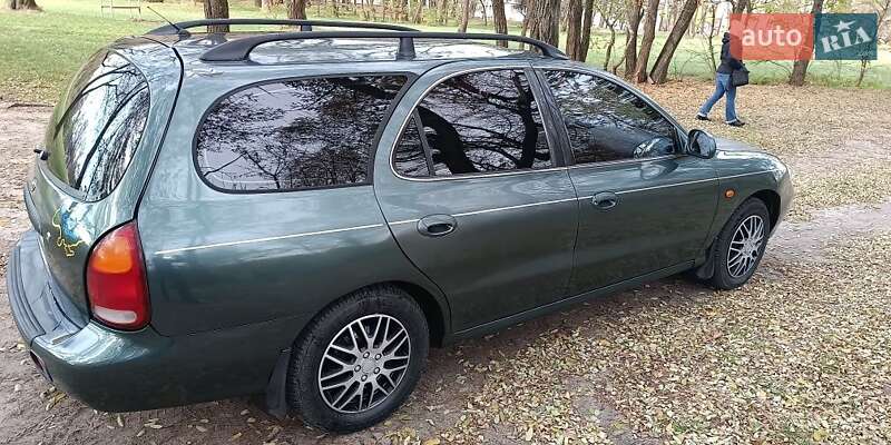 Hyundai Lantra 1996
