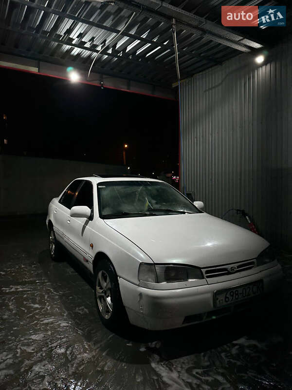 Hyundai Lantra 1993 Hyundai Lantra 1993