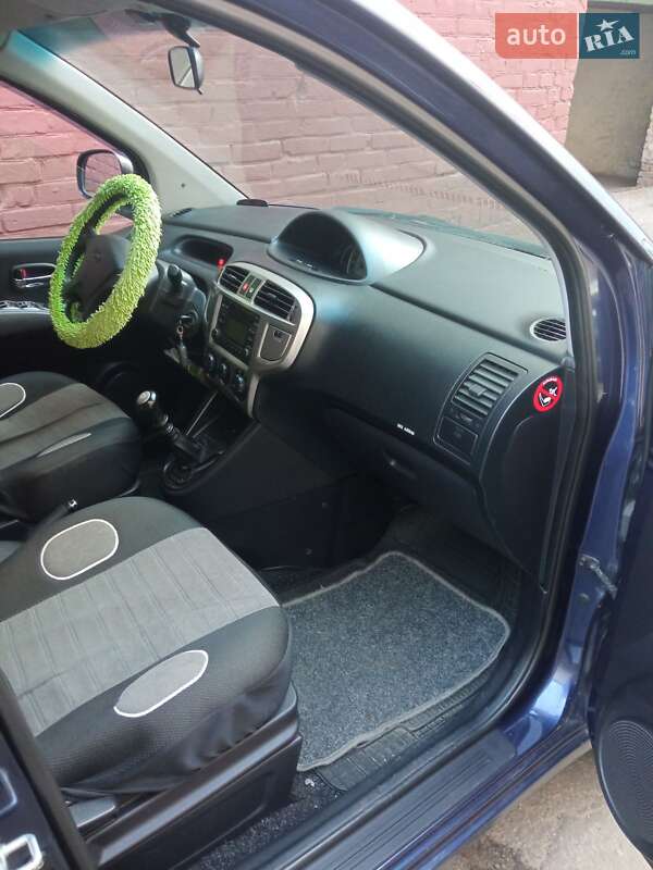 Минивэн Hyundai Matrix 2008 в Харькове