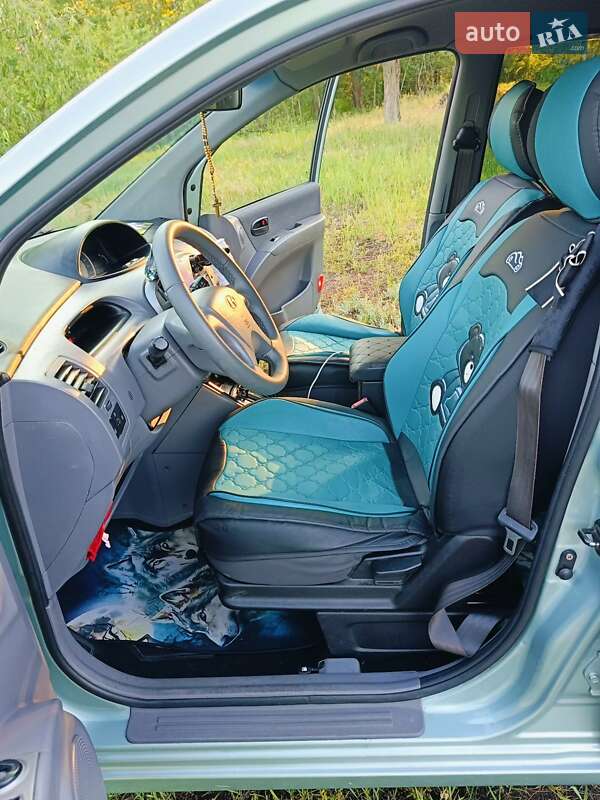 Мінівен Hyundai Matrix 2006 в Києві фото 9 Мінівен Hyundai Matrix 2006 в Києві