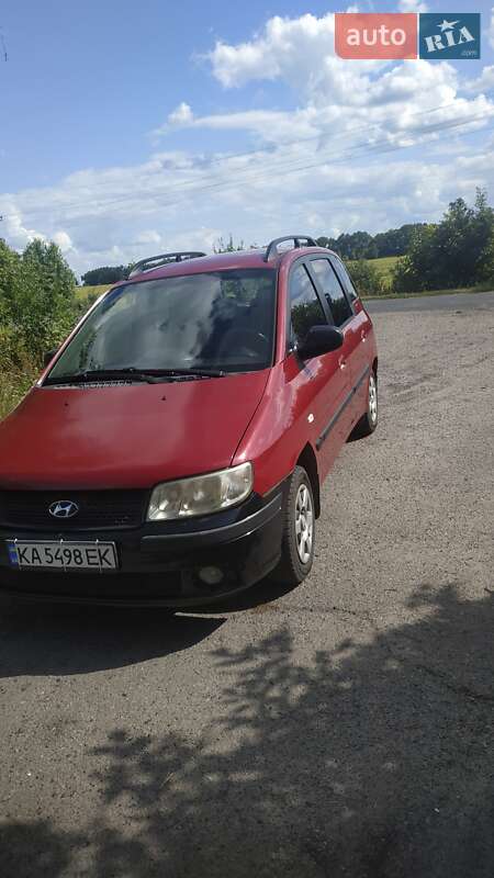 Минивэн Hyundai Matrix 2006 в Гребенке