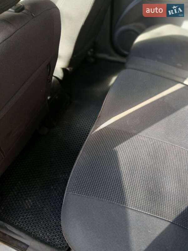 Минивэн Hyundai Matrix 2005 в Николаеве