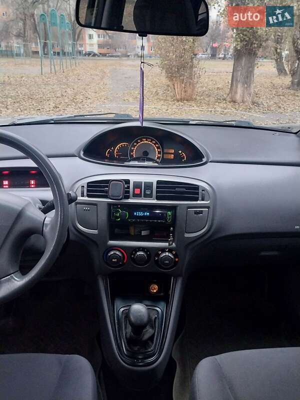 Минивэн Hyundai Matrix 2005 в Харькове
