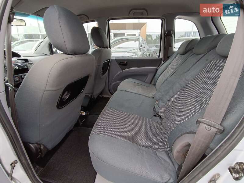 Минивэн Hyundai Matrix 2006 в Полтаве