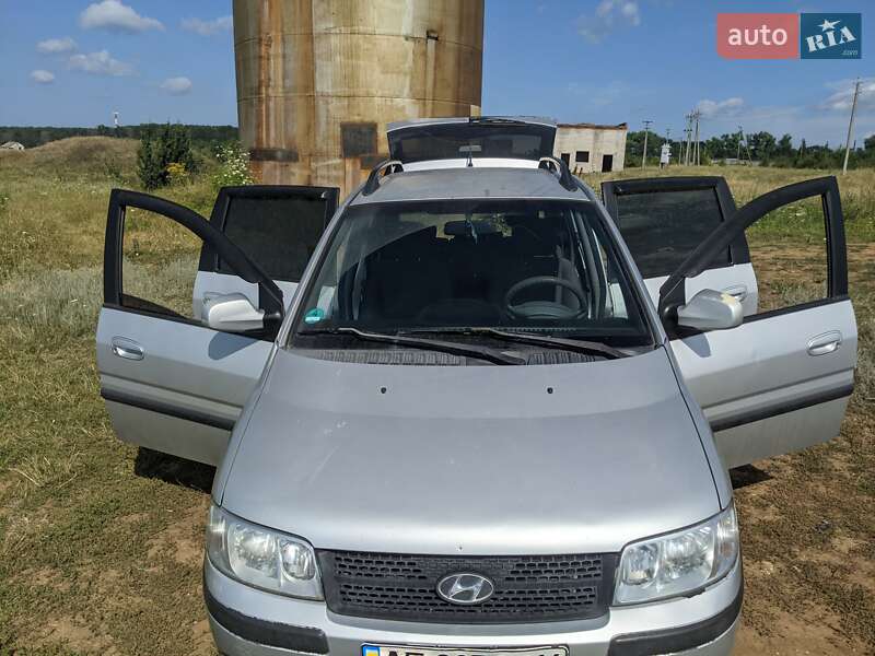 Минивэн Hyundai Matrix 2006 в Богодухове