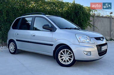 Мінівен Hyundai Matrix 2010 в 