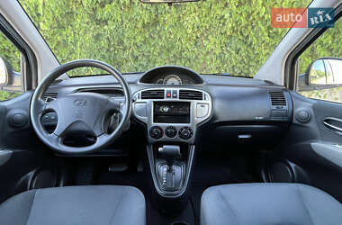 Мінівен Hyundai Matrix 2010 в 