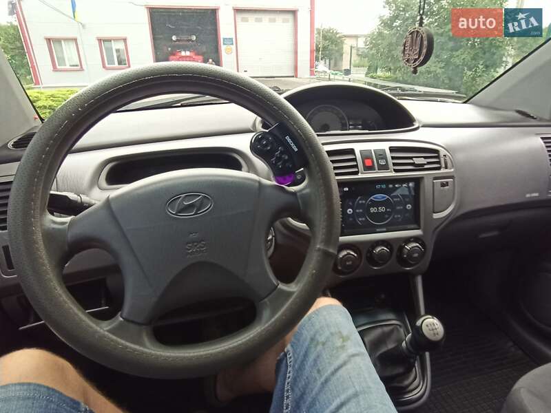 Минивэн Hyundai Matrix 2005 в Днепре