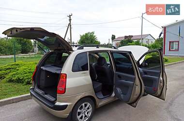 Минивэн Hyundai Matrix 2005 в 