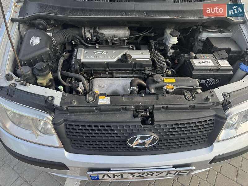 Минивэн Hyundai Matrix 2007 в Житомире