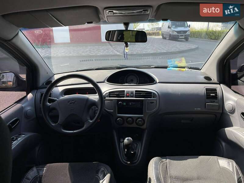 Мінівен Hyundai Matrix 2006 в Дніпрі