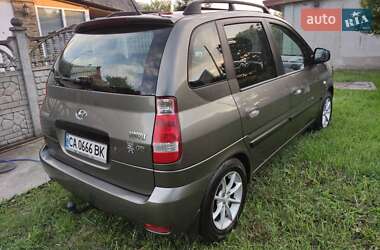 Минивэн Hyundai Matrix 2009 в 