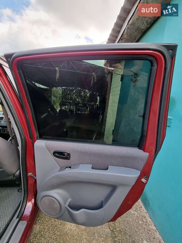 Минивэн Hyundai Matrix 2007 в Павлограде