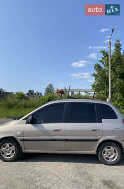 Мінівен Hyundai Matrix 2003 в 