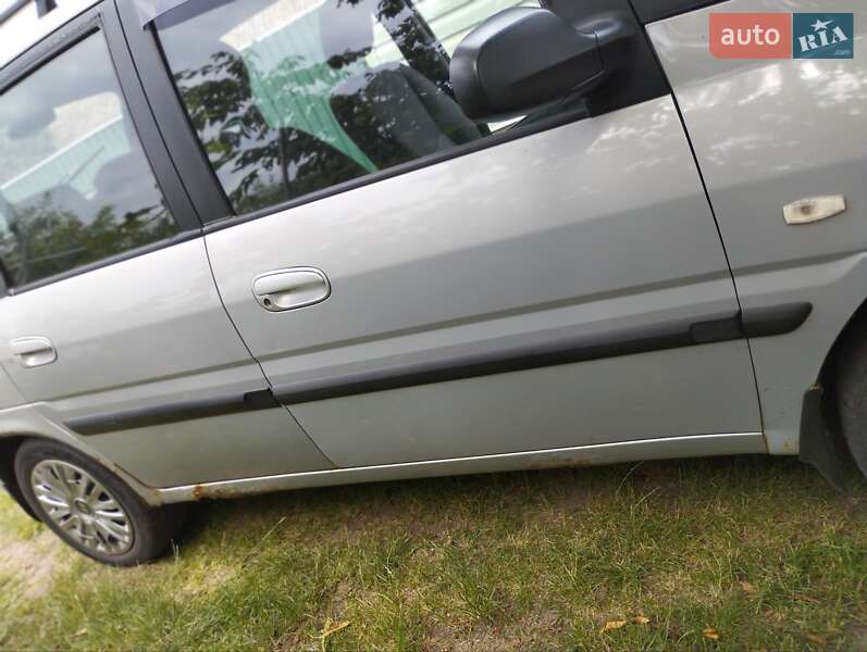 Минивэн Hyundai Matrix 2007 в Киеве