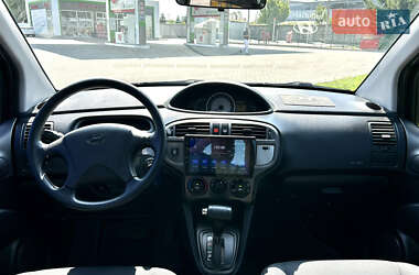 Минивэн Hyundai Matrix 2010 в 