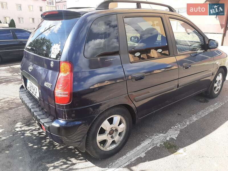 Минивэн Hyundai Matrix 2006 в Белогородке