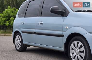 Минивэн Hyundai Matrix 2008 в 