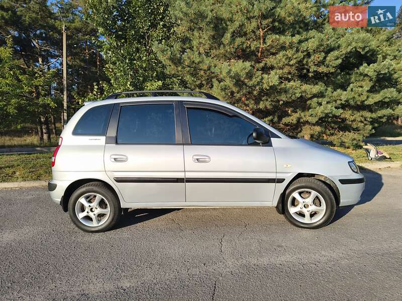 Мінівен Hyundai Matrix 2008 в Горішніх Плавнях