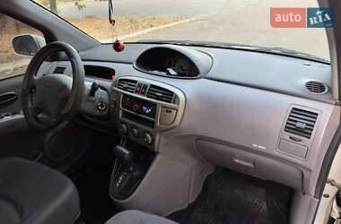 Минивэн Hyundai Matrix 2006 в 