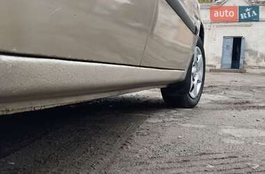 Минивэн Hyundai Matrix 2006 в 