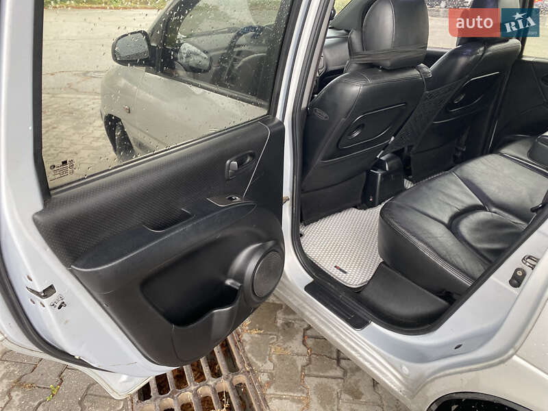 Мінівен Hyundai Matrix 2002 в Житомирі
