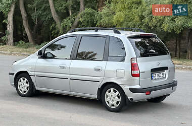 Минивэн Hyundai Matrix 2006 в 