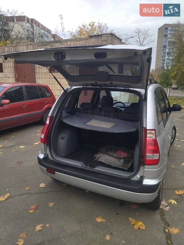 Минивэн Hyundai Matrix 2007 в Киеве фото 11 Минивэн Hyundai Matrix 2007 в Киеве