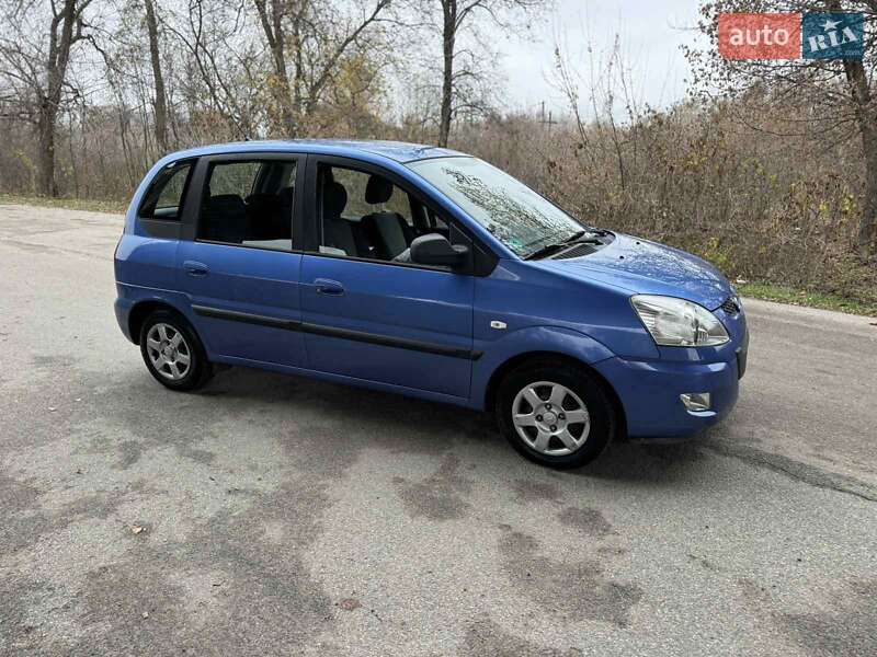 Мінівен Hyundai Matrix 2008 в Дніпрі