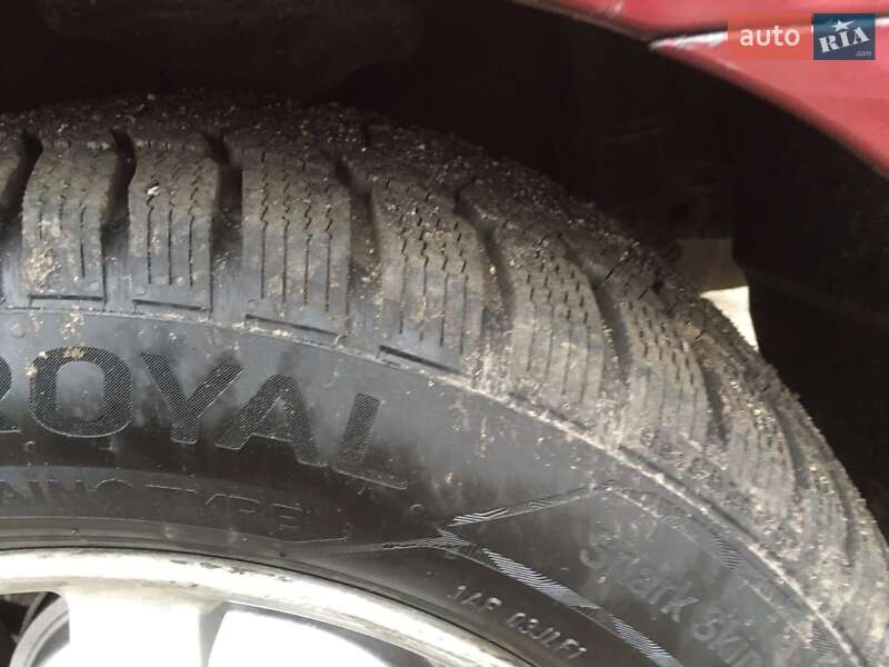 Минивэн Hyundai Matrix 2008 в Корсуне-Шевченковском фото 13 Минивэн Hyundai Matrix 2008 в Корсуне-Шевченковском