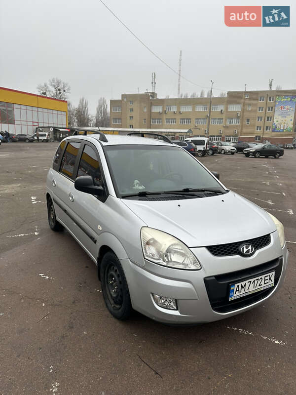Минивэн Hyundai Matrix 2010 в Житомире